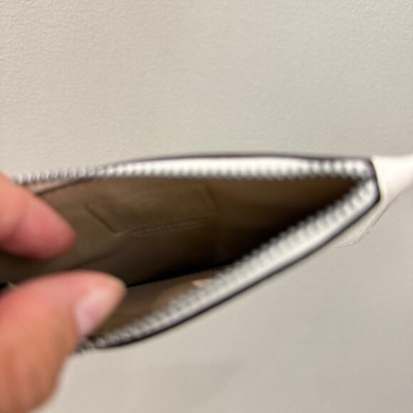 Last 1 ‼️Coach X Peanuts Zip Card Case CBM79 - Picture 3 of 5